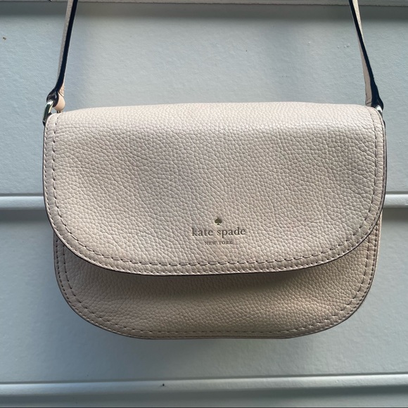 Kate spade McCall Adelaide light blush pebbled leather crossbody bag purse - Picture 3 of 15